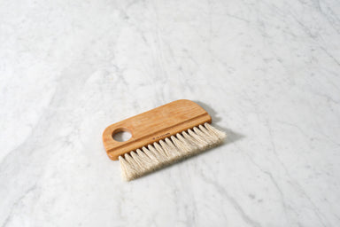 https://cdn.shopify.com/s/files/1/0247/3967/products/BakerBrushNew2_384x256.jpg?v=1589250485