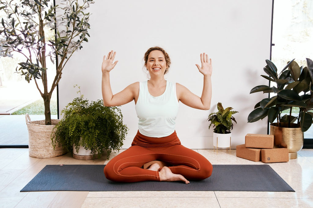 Yogi at home on her Manduka PROLite 5mm yoga mat | Eco Yoga Store