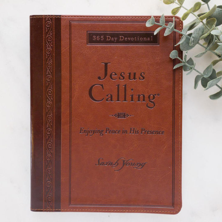 jesus-calling-large-print-deluxe-devotional-crossroads-collective