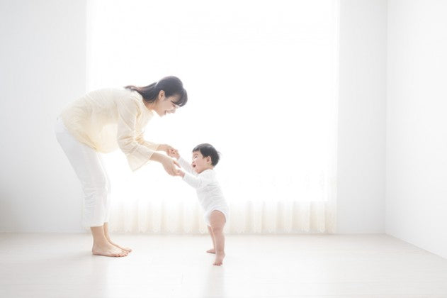 There is no need to force your baby to walk. The basic idea is to let nature take its course without rushing too much.