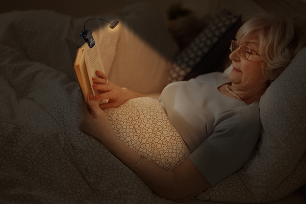 read book in amber light before sleep