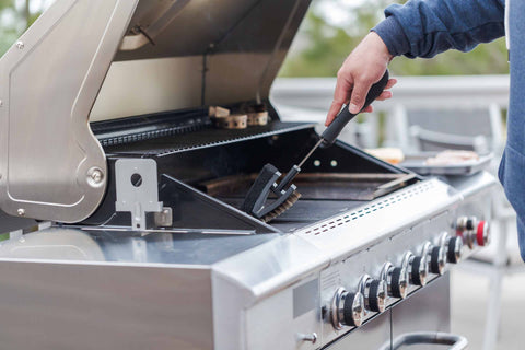 Keep Your Grill Clean by GrillPartsReplacement.com