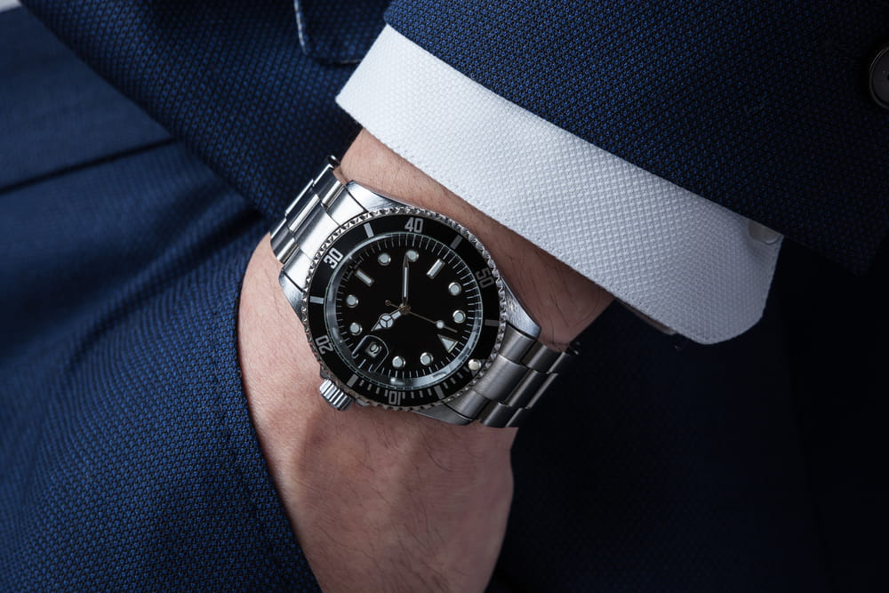 นาฬิกา Rolex Submariner กับลุคสุดเนี้ยบ