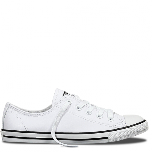 chuck taylor all star dainty leather