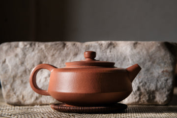 Side-handled Jingdezhen Teapot – Eastern Leaves