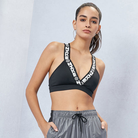 nike indy icon clash sports bra