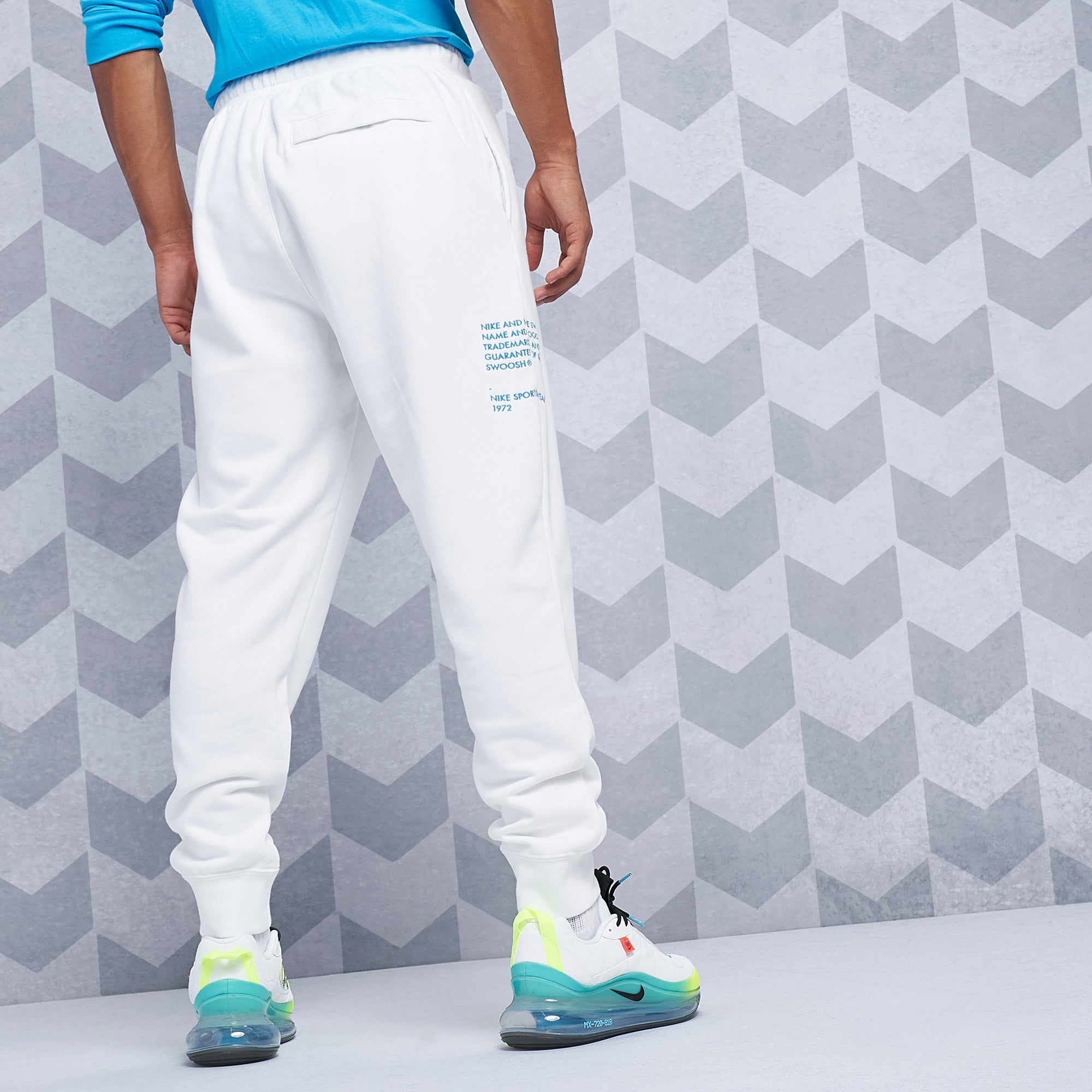 nike swoosh joggers white