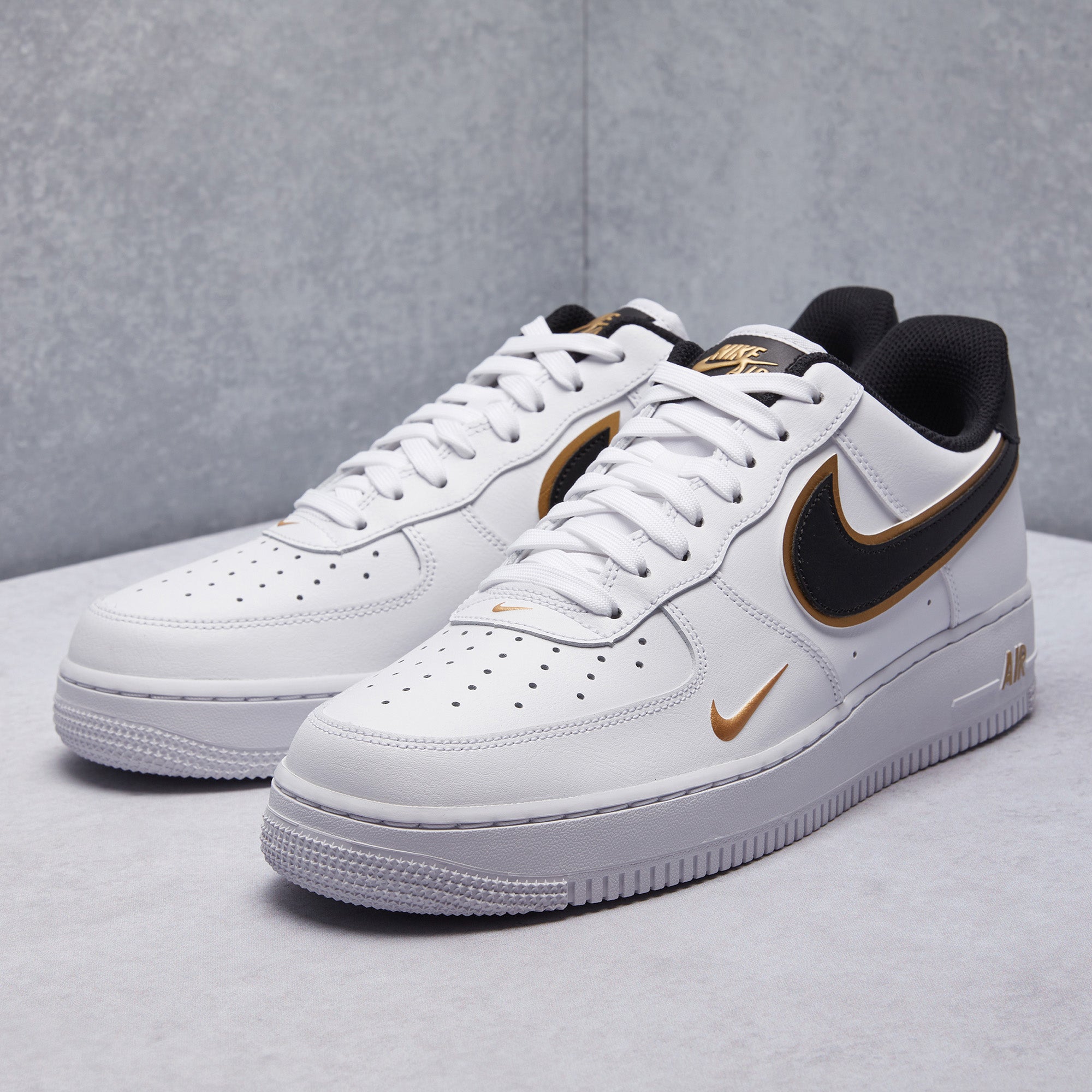 Nike Air Force 1 '07 LV8 1 Shoe | Dropkick