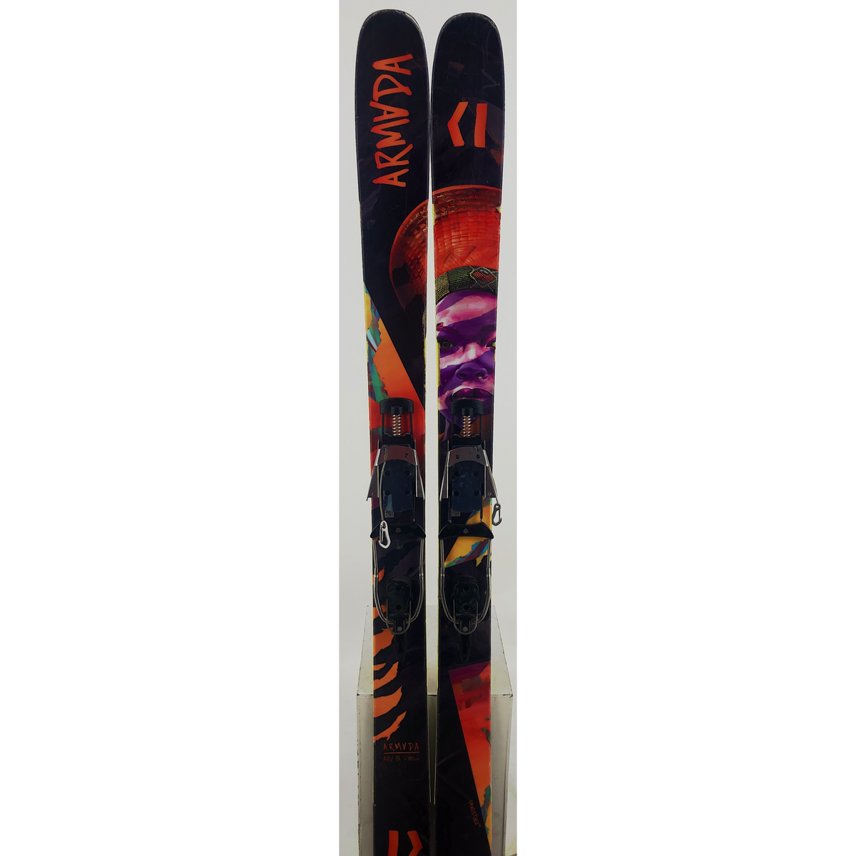 173cm Dynafit Free 107 w 22 Designs Lynx Sm Skins Used