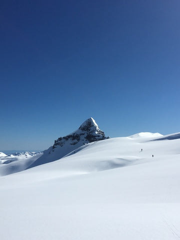 @pipe.sepulvedaa @panchicheinbocaz @manuob camino a lo que sería el primer ascenso en esquí de randonnée al cerro Las Miras 2.358 