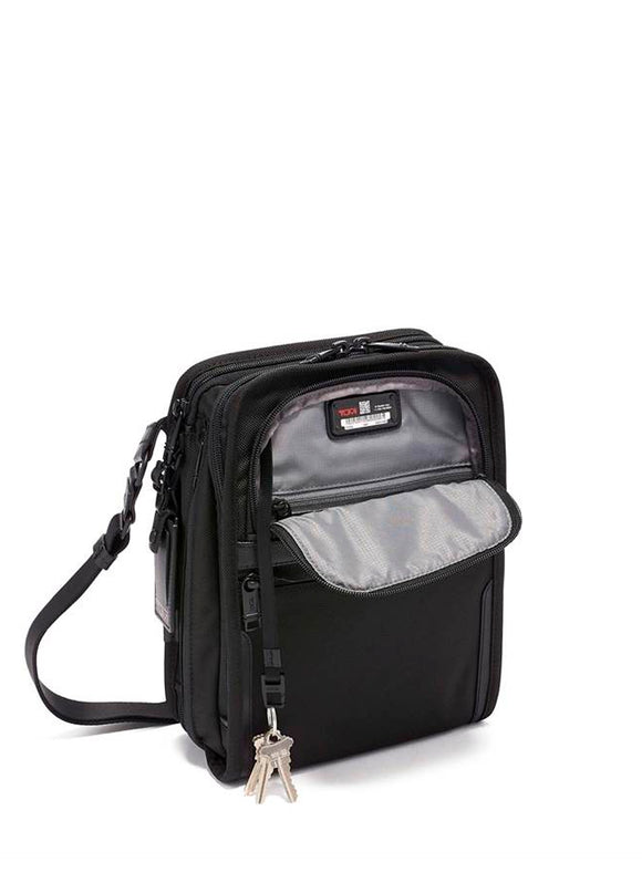 TUMI Alpha 3 Black Medium Travel Tote - 1173111041