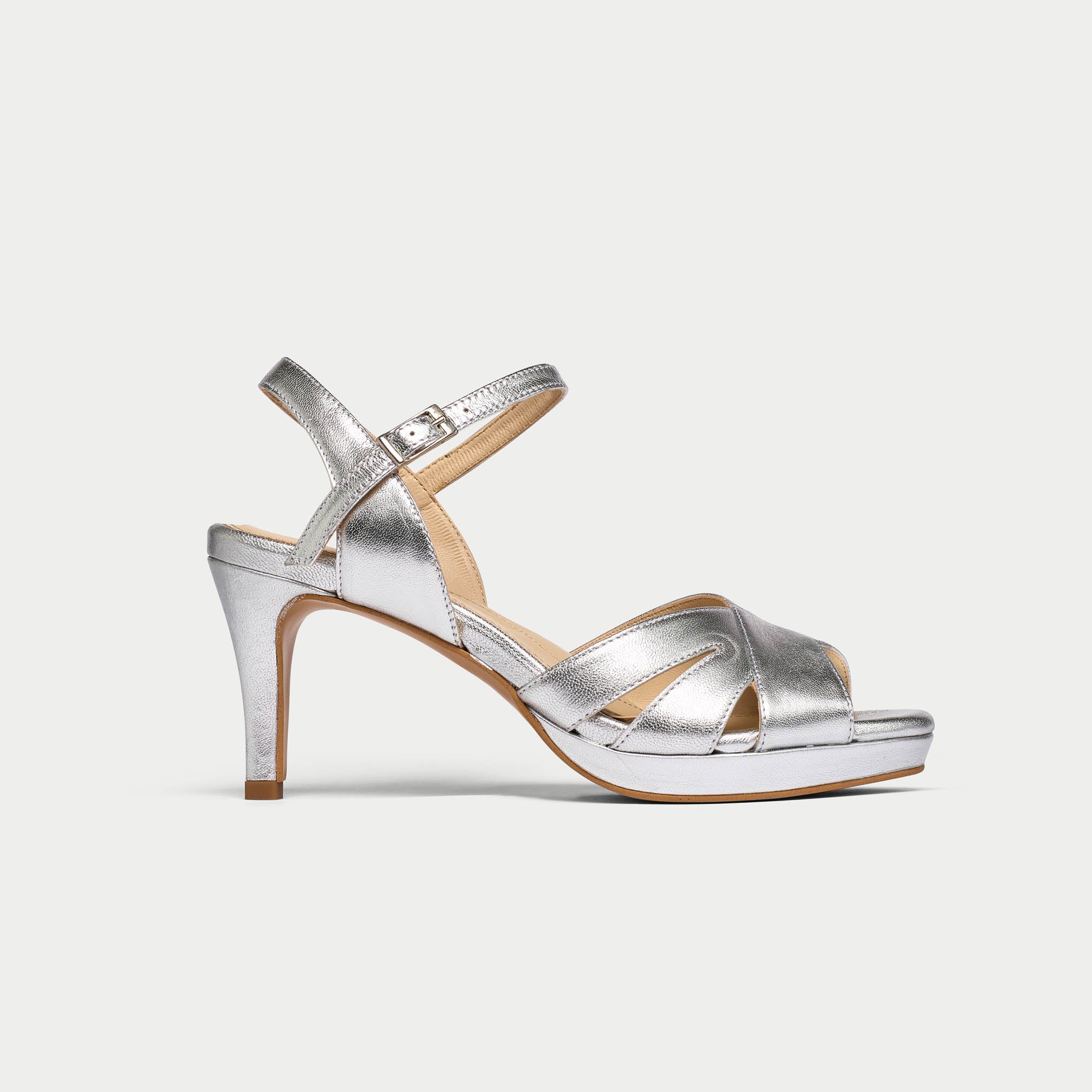 Buy Misto Women Silver Transparent Block Heels With Comfortable upper  Cushioned Footbed And Perfect Balance Online at Best Prices in India -  JioMart.