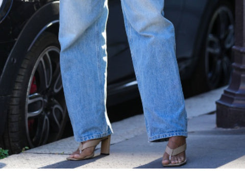 heels with wide leg jeans 