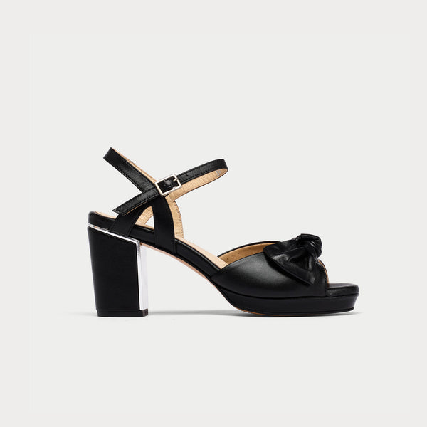 Heels for bunions | High, mid, kitten heels | Calla Shoes