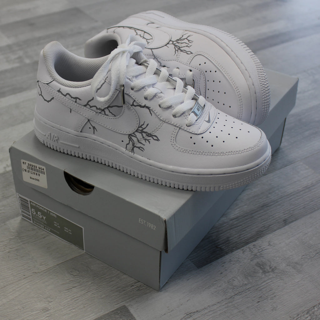 reflective grey lightning bolt af1