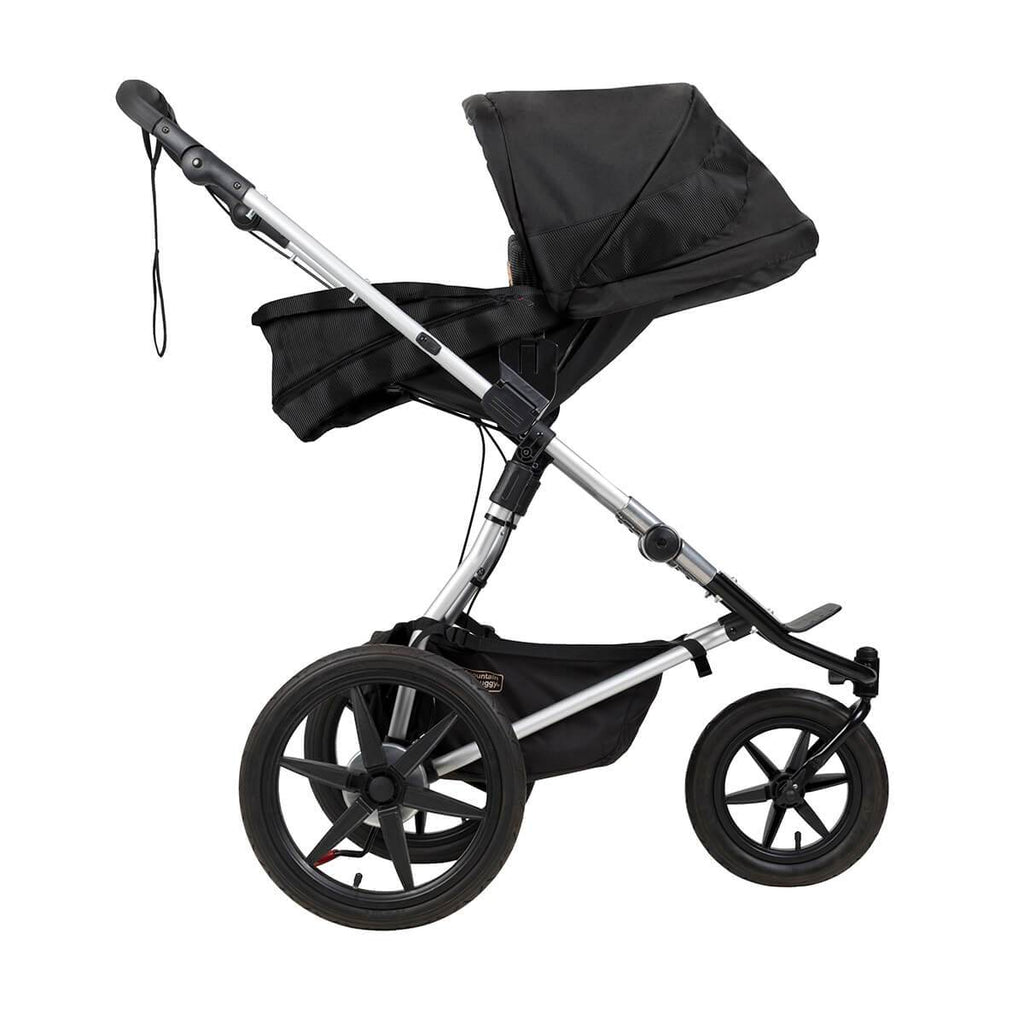 mountain buggy pram with capsule