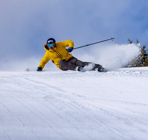 Ted Ligety lays down a turn