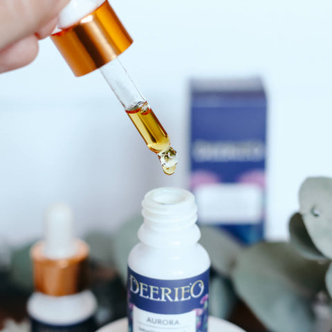Deerieo Aurora facial oil serum with bakuchiol (retinol alternative), vitamin C and E, coenzyme q10 in plant base helps protect the skin and reduce sun damage.