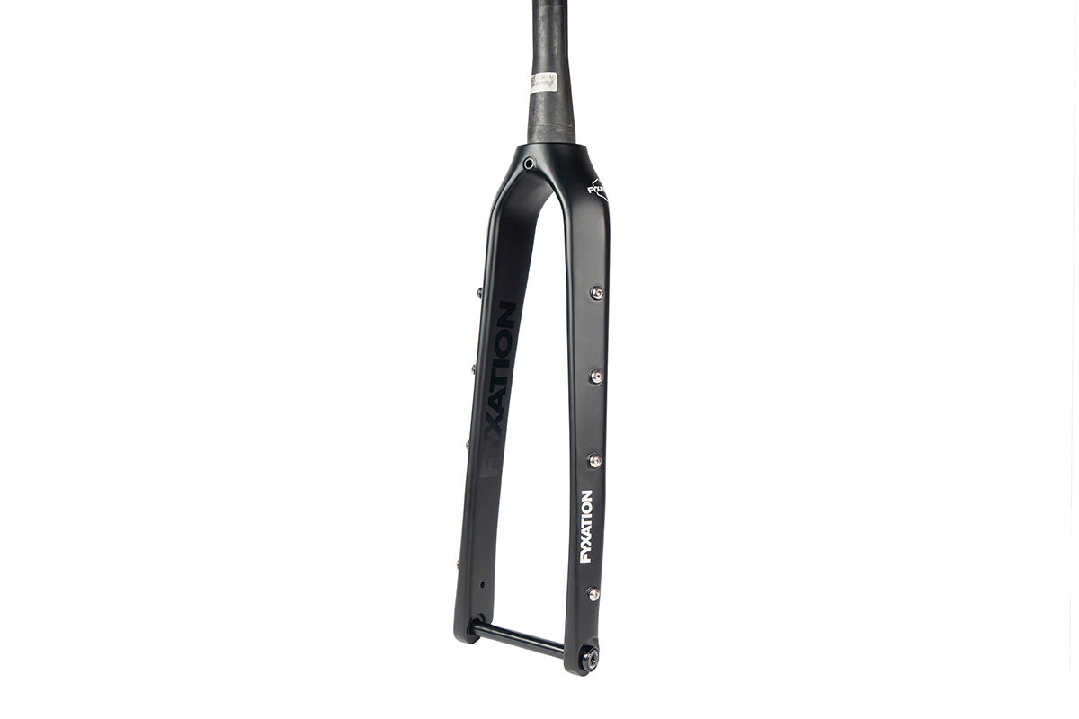 carbon fork with eyelets