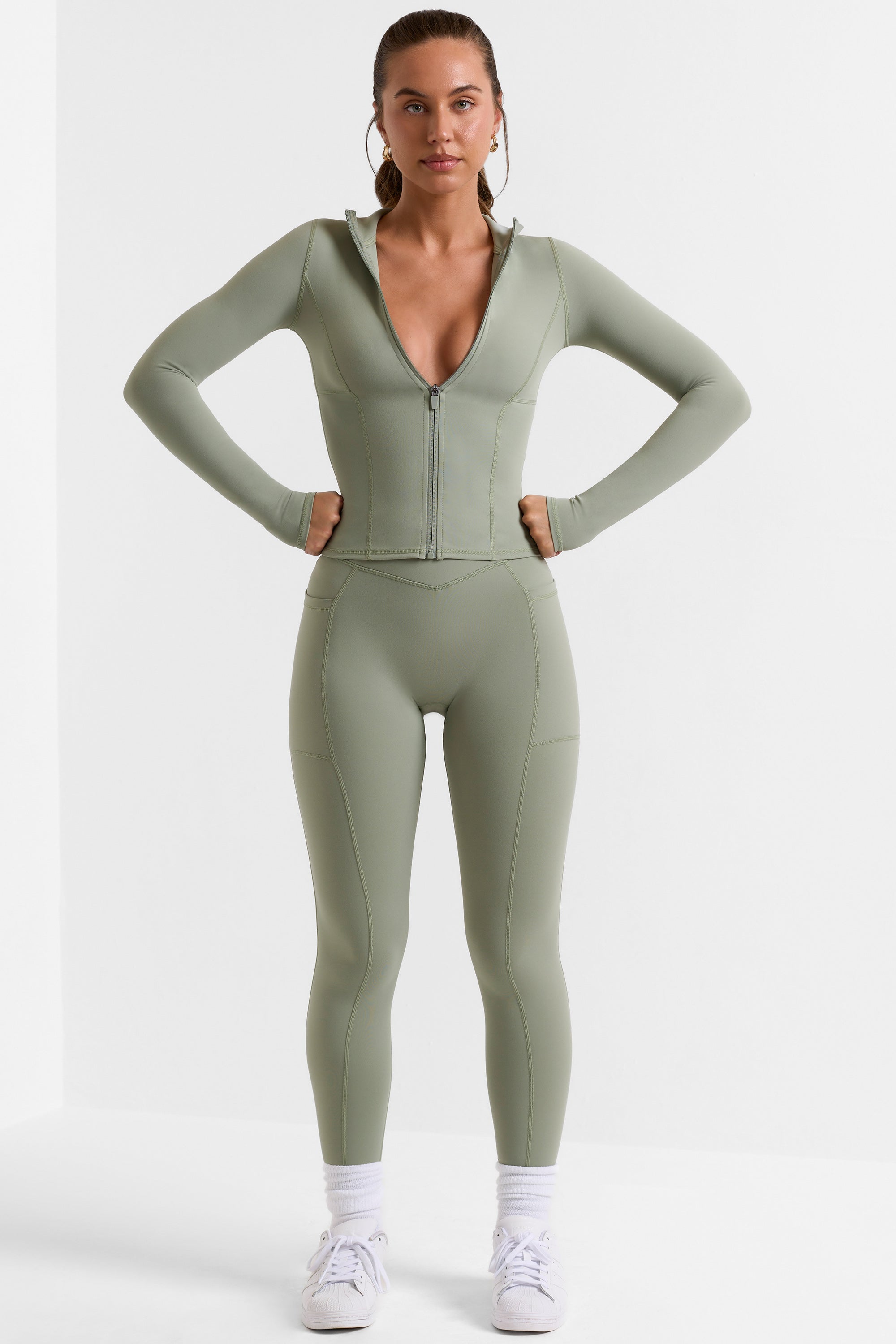 Advantage - Full Length Leggings with Pockets in Bamboo Green