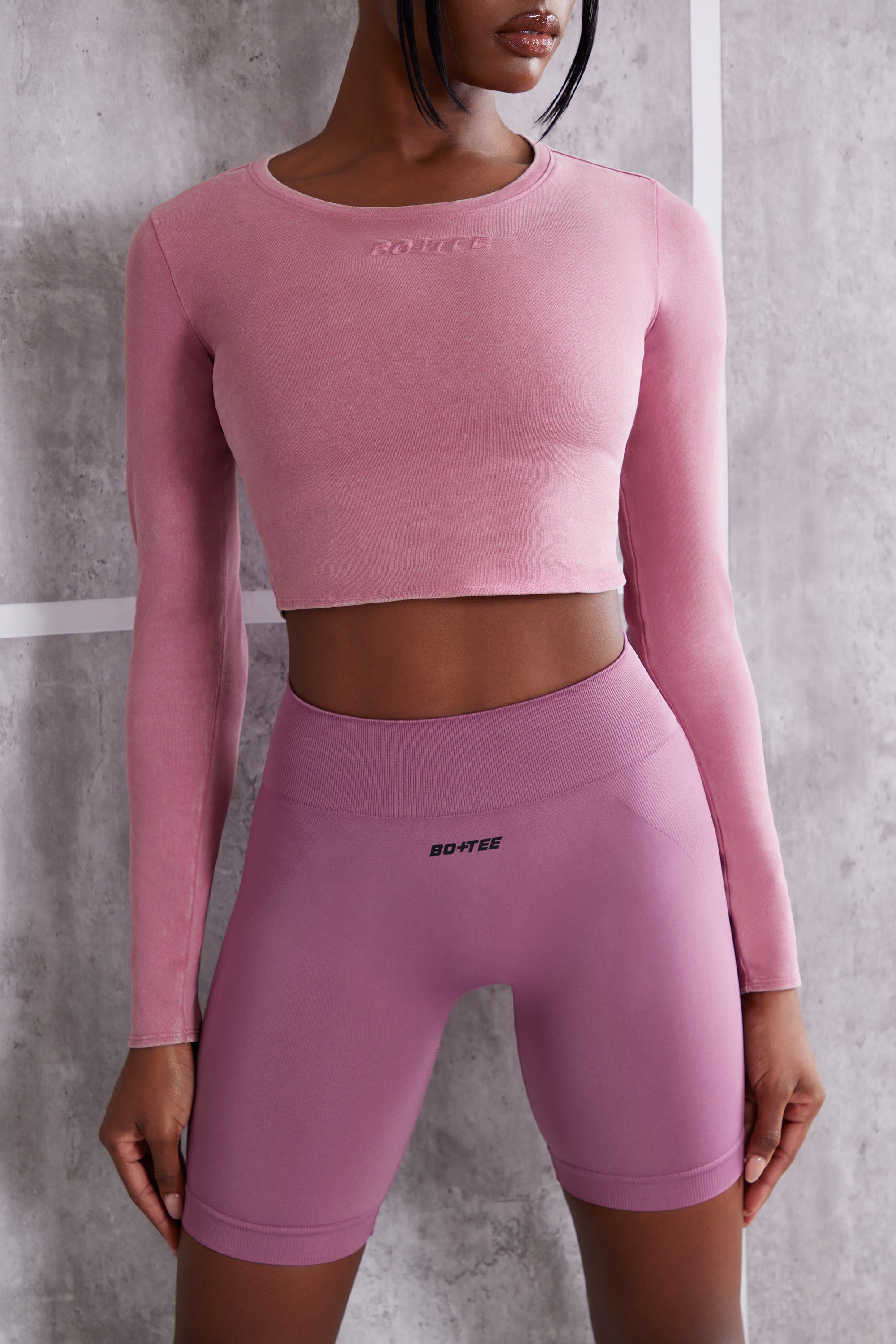 Refocus - Long Sleeve T-Shirt in Rose