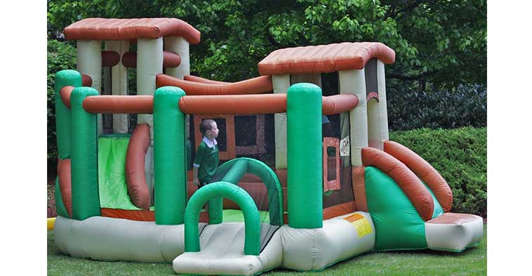 How to Use a Bounce House When it's Raining