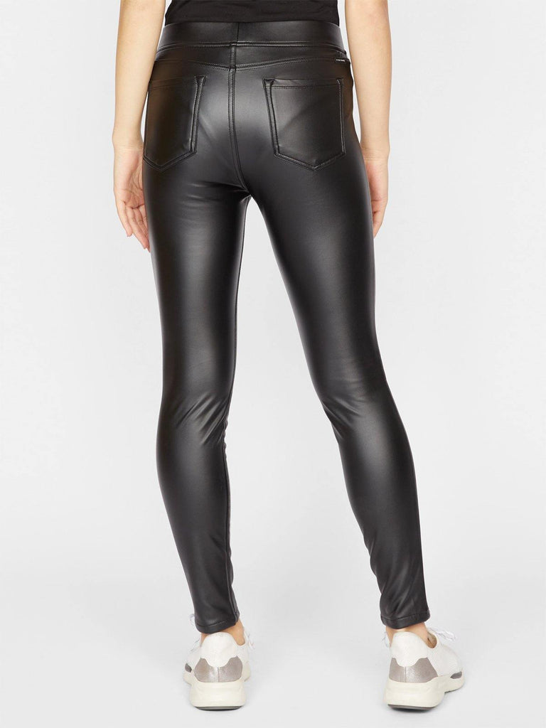 Are Leather Leggings Still In Style 2022