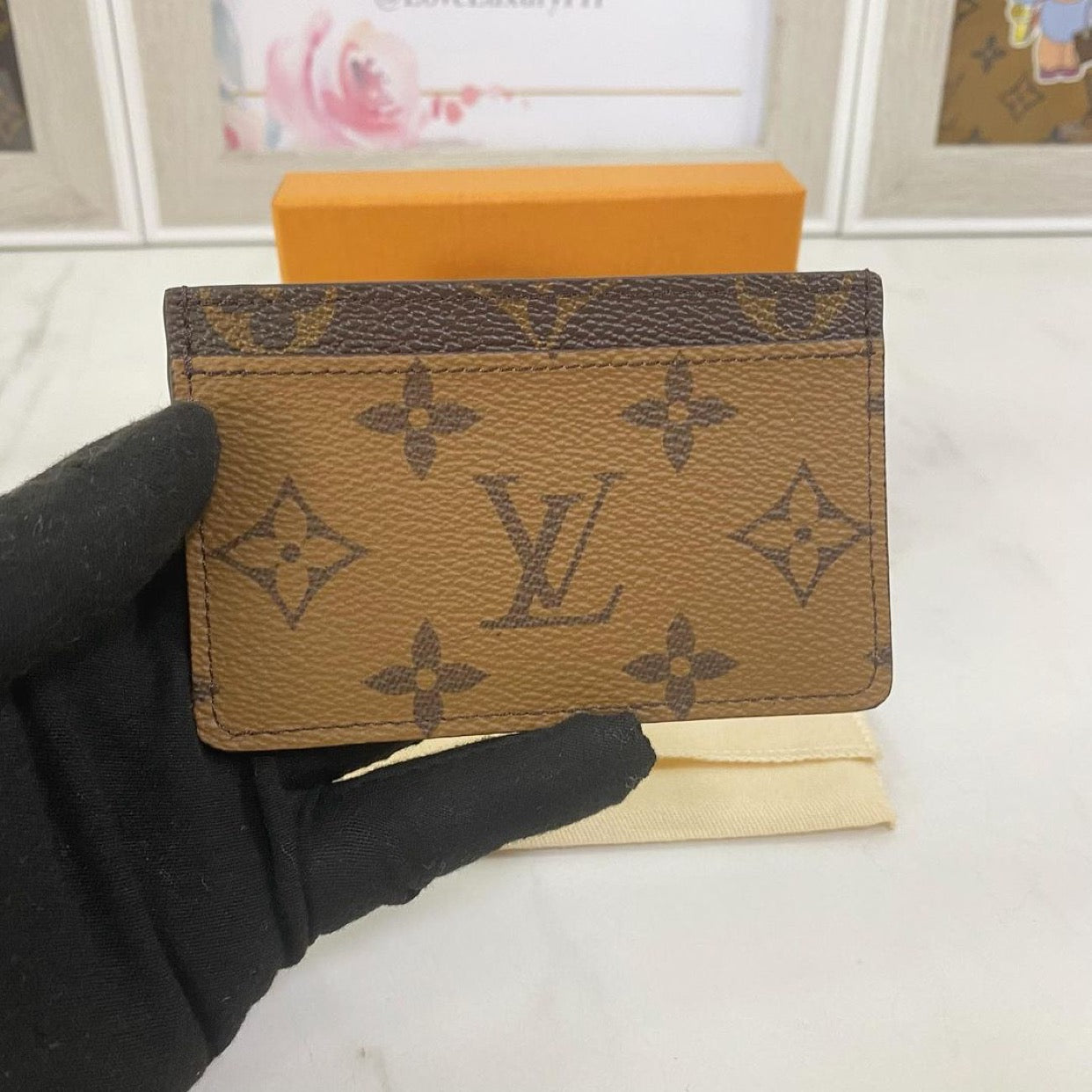 Louis Vuitton Monogram Reverse Card Holder Brown