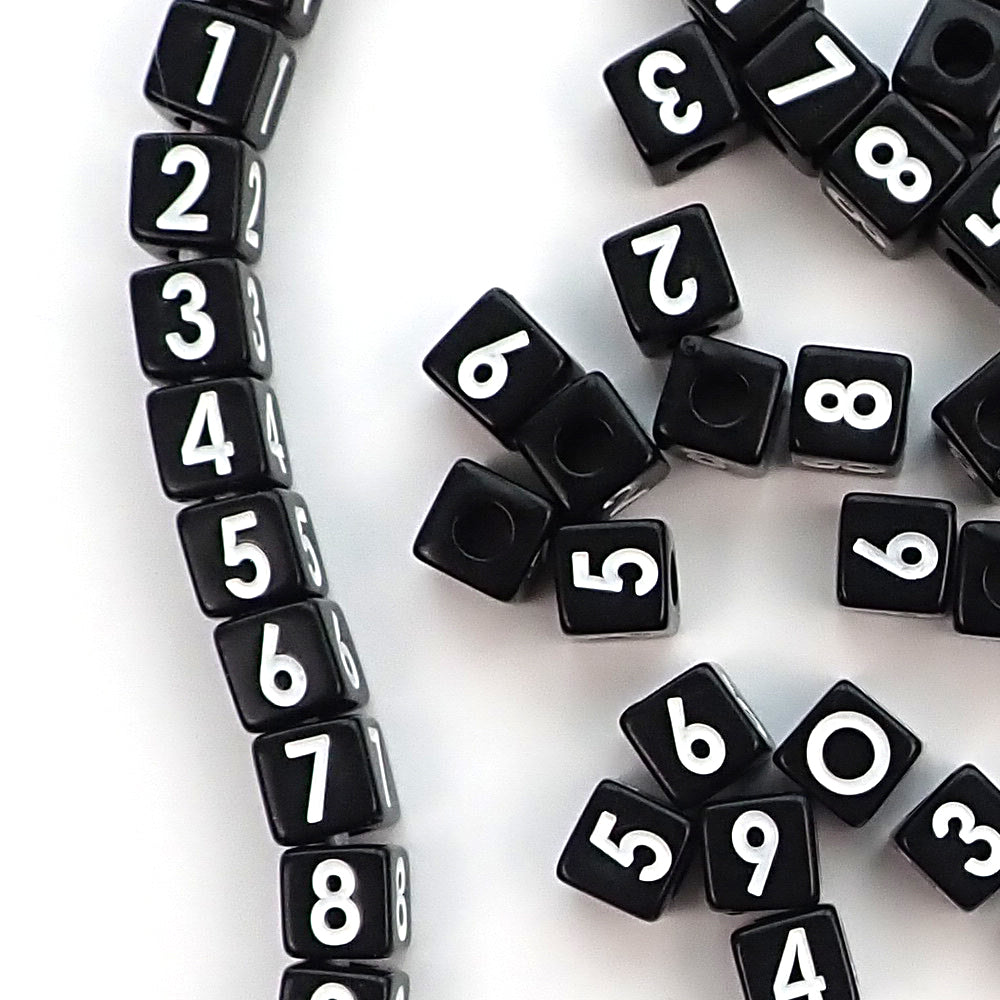 HERZWILD 8mm Black and White Acrylic Square Letter Beads White Cube Alphabet Beads Black Letter A-Z Mixed Plastic Shape Loose Beads Mini Size Pony