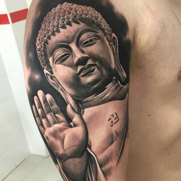 Tatouages Bouddha signe nazi