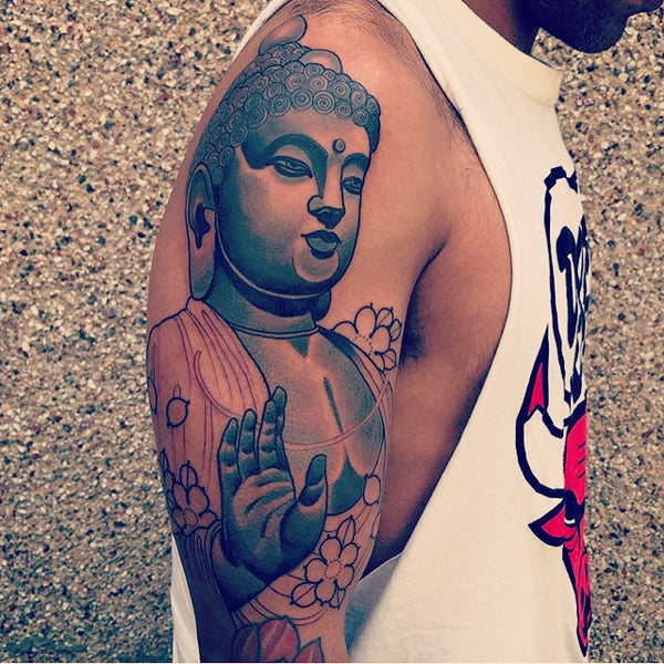 Tatouage Bouddha géant épaule