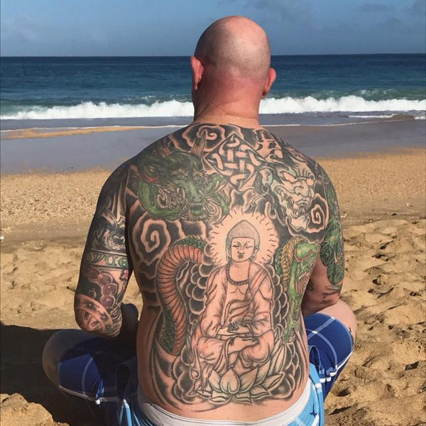 Tatouages Bouddha dans le dos