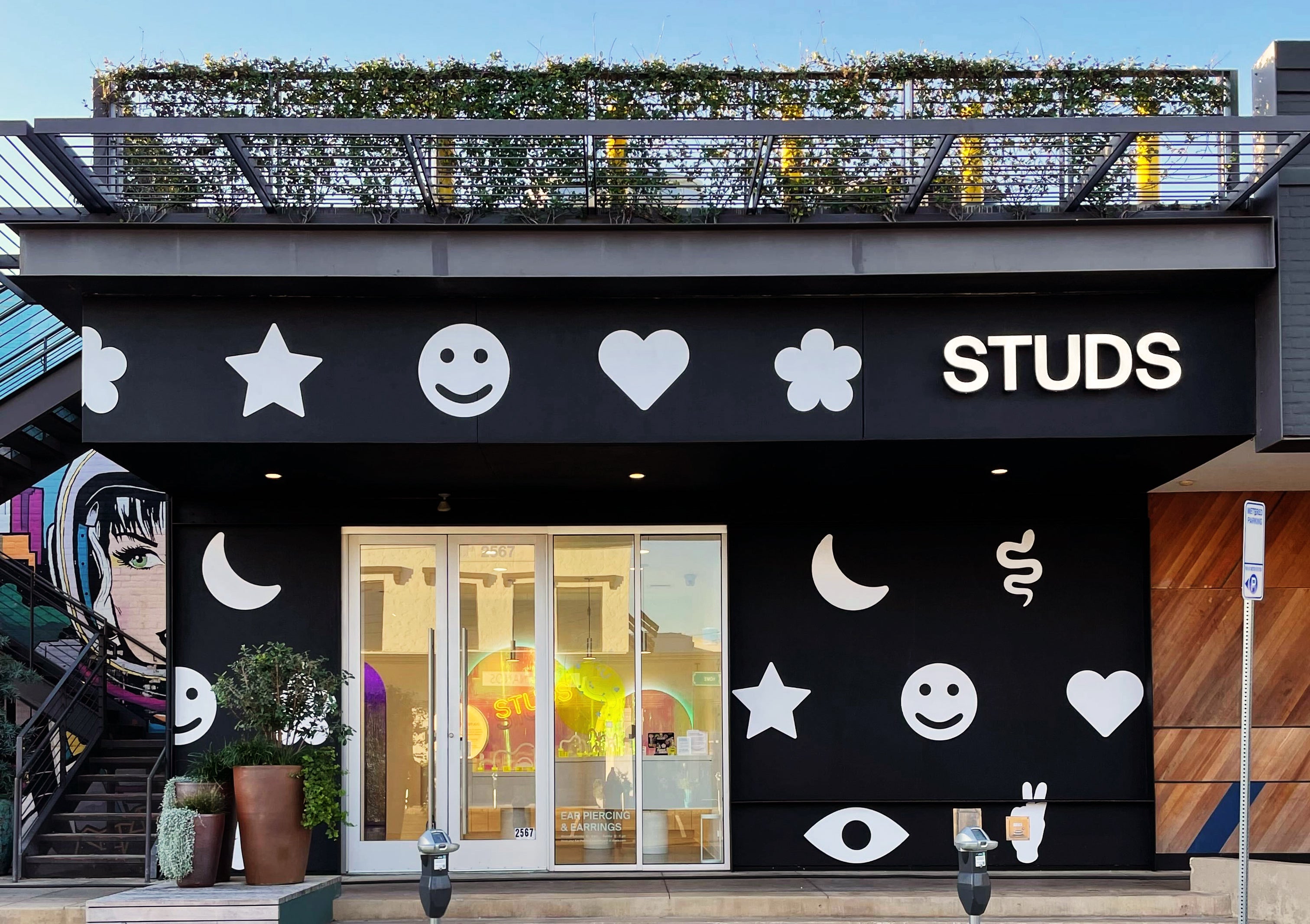 The exterior view of the Studs Williamsburg store.