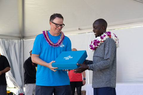 President & CEO of Hawaiian Host Group, Ed Schultz with Hapalua Men's First Place Runner, Ed Cheserek