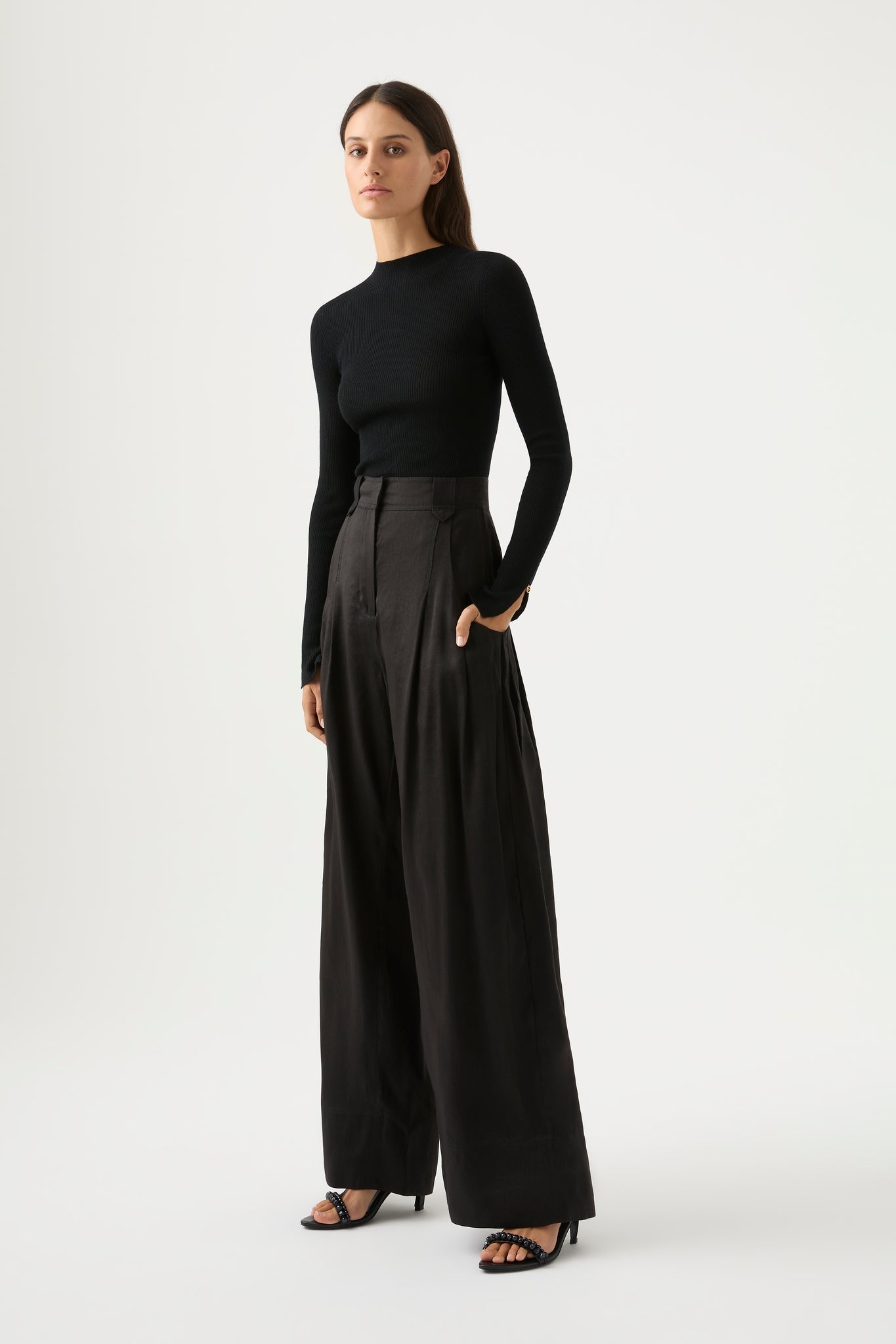 Equinox Pleated Wide Leg Pant