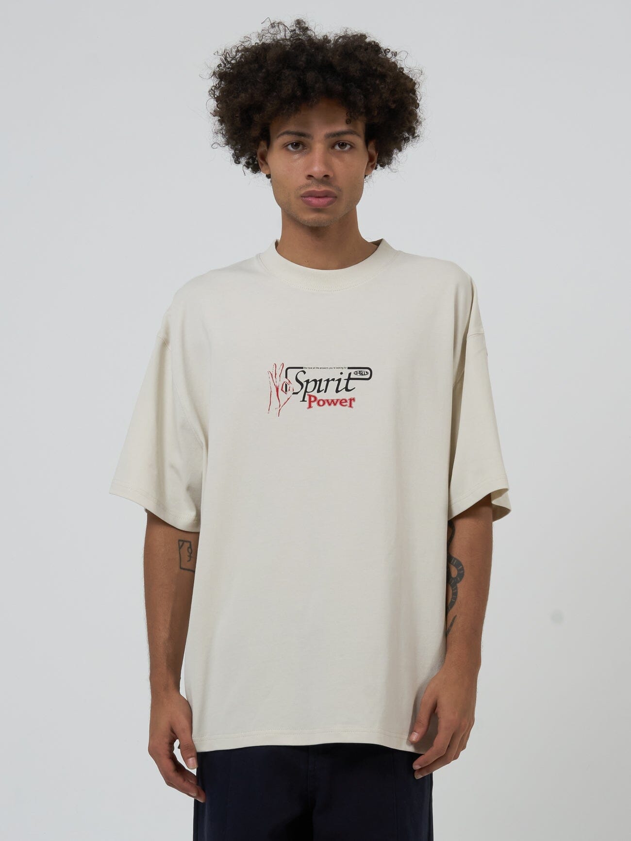 Fit White Oversize - Gravitate Cultivate Tee