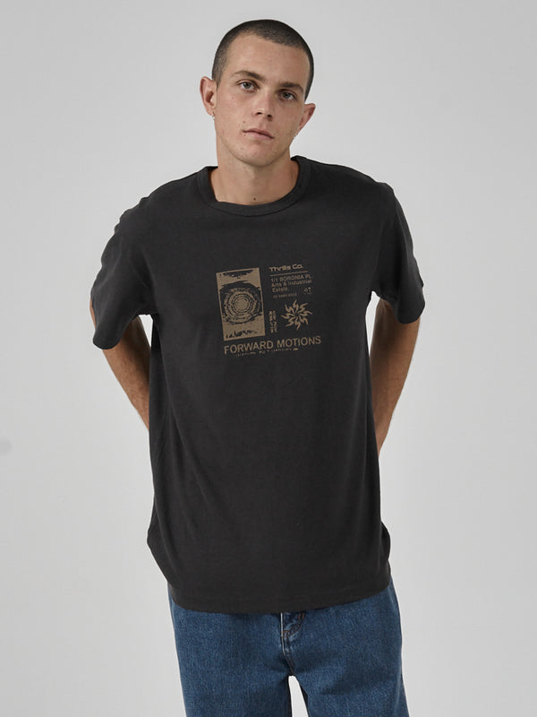 Mens Graphic Tees – THRILLS CO