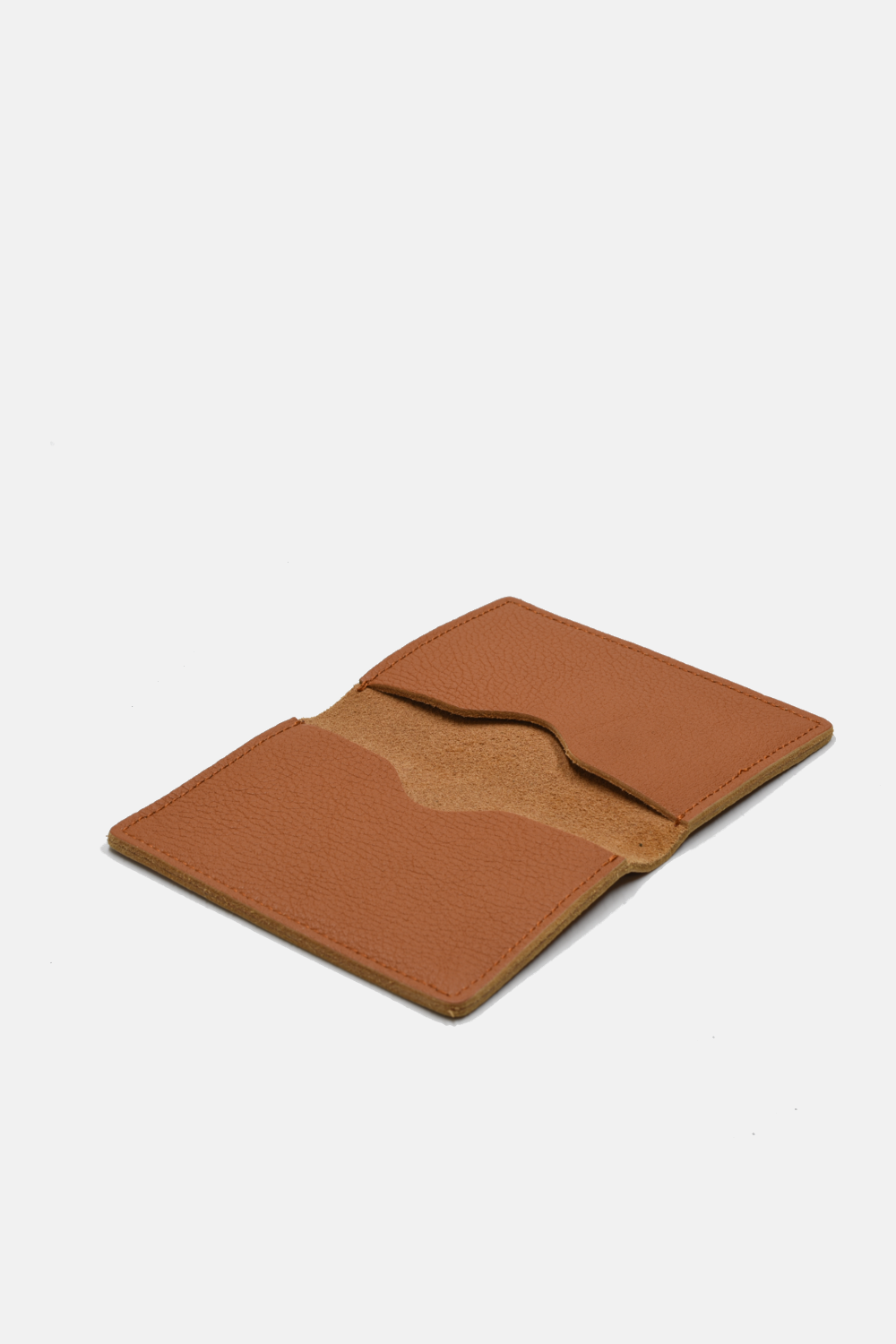 Soft Pebble Grain Bi-Fold