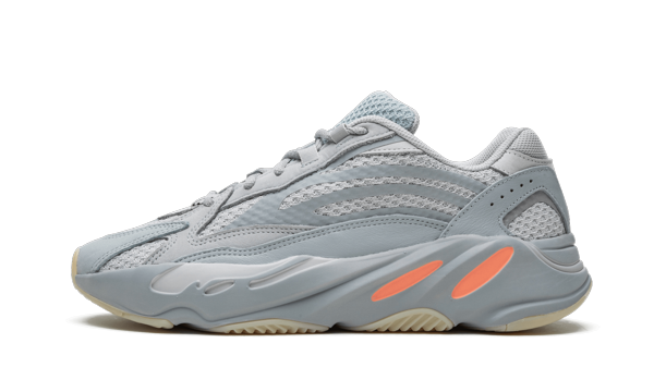 yeezy 700 taille