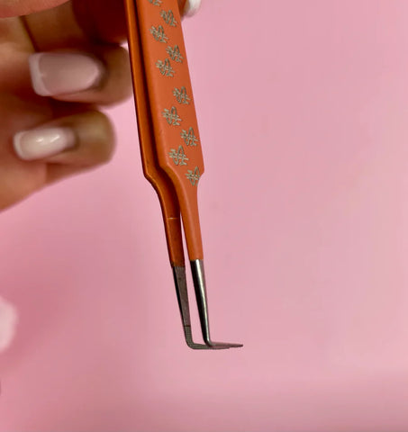 lash tweezers