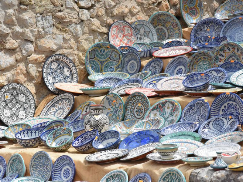 maintenance of Arabic ceramics