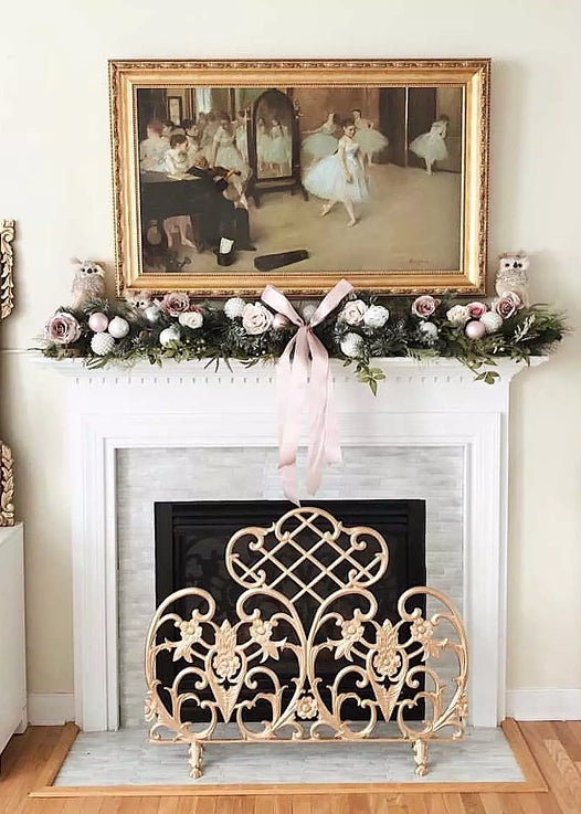 Why Use Samsung Frame TV Art for Easter Décor?