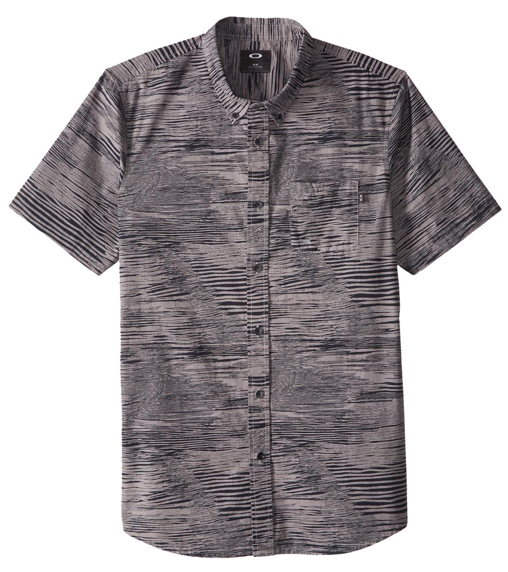 Oakley Men's Grain Woven Short Sleeve Shirt at 