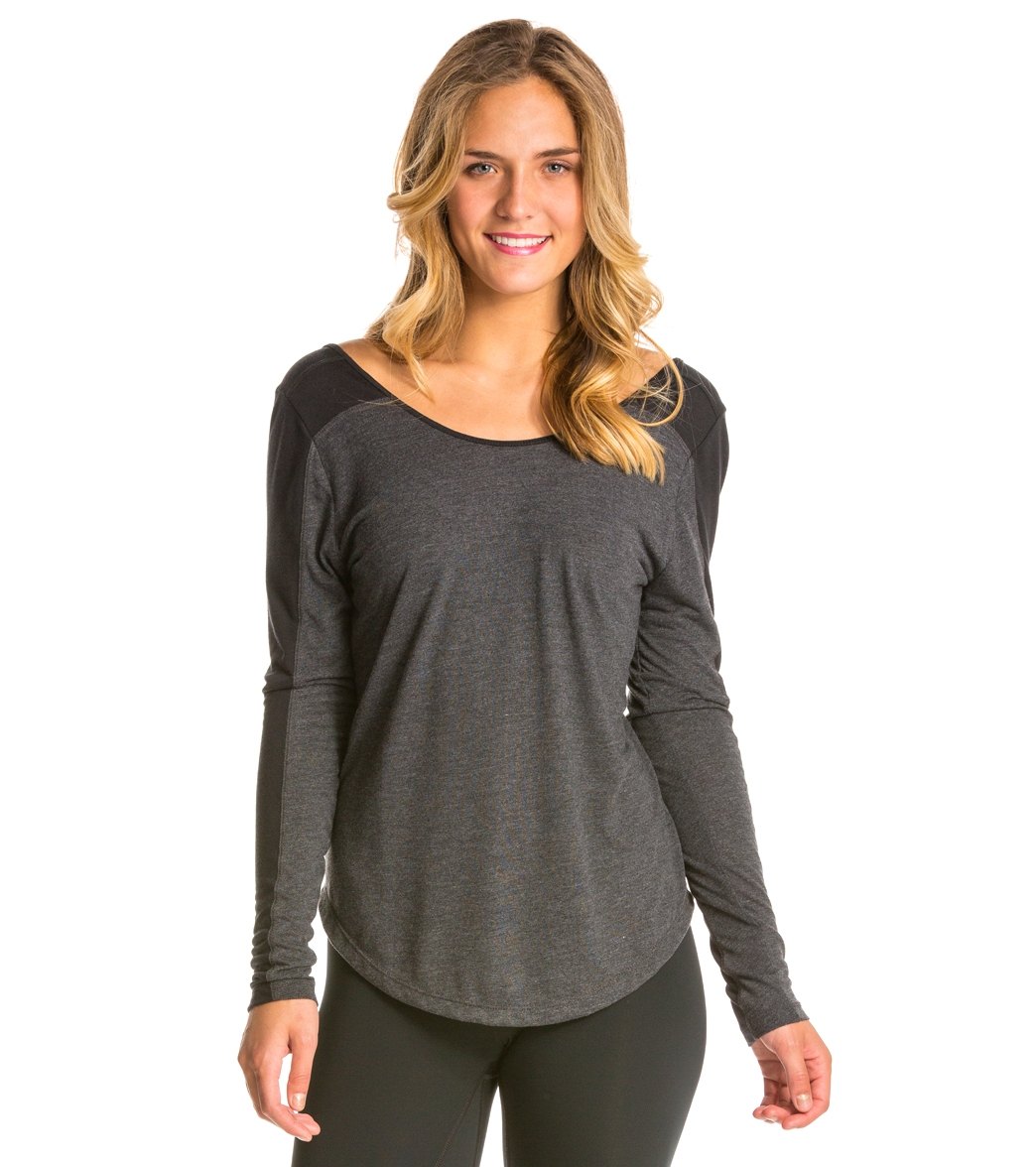 Asics Women's Relaxed Long Sleeve Top - Black Heather/Black Large - Swimoutlet.com