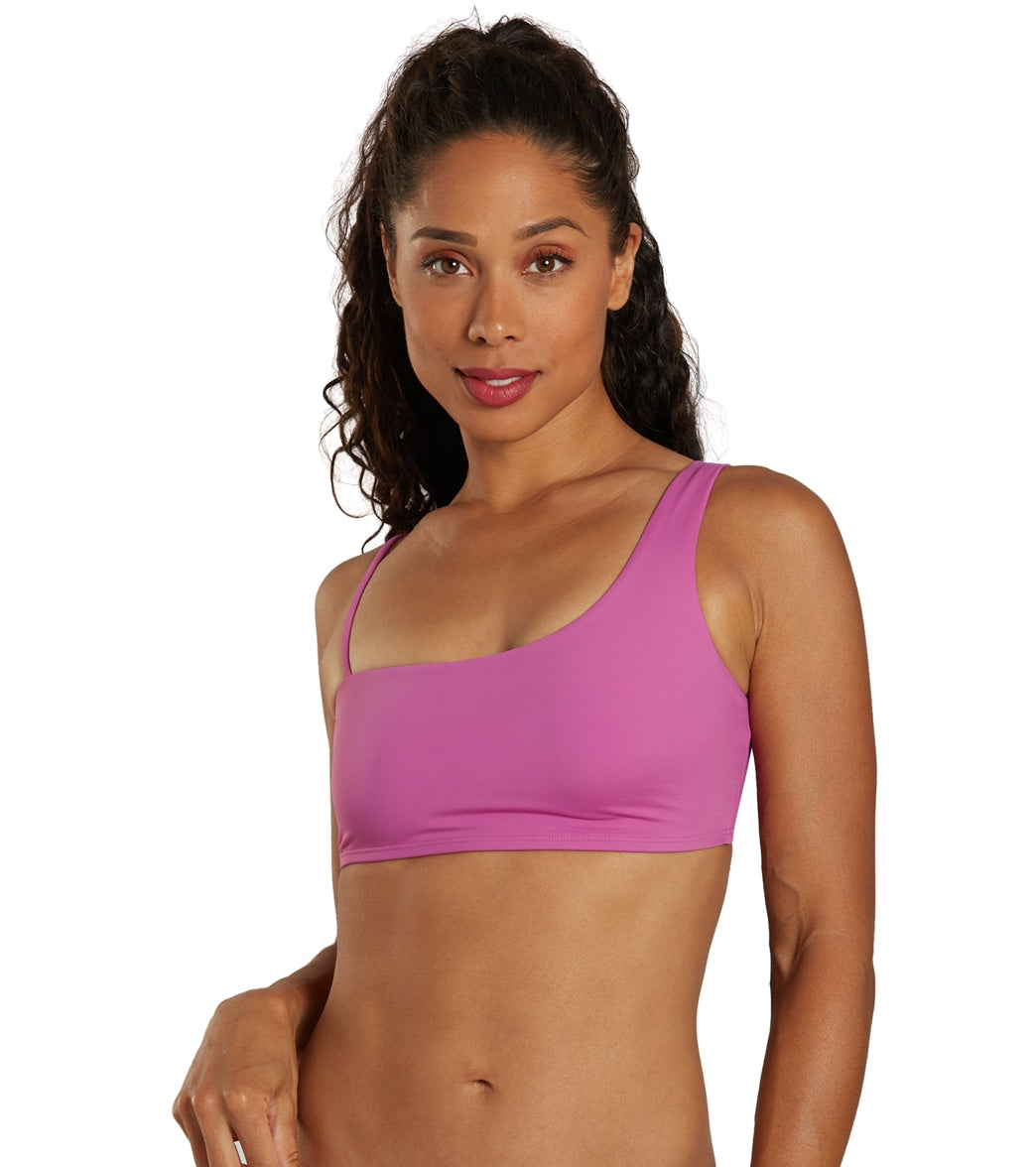 Isabella Keyhole Sports Bra - Red