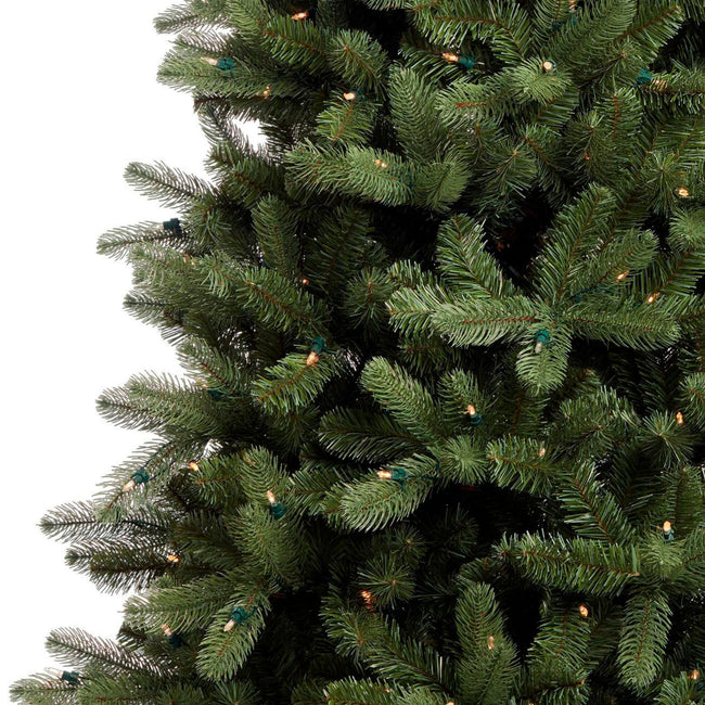 6.5-ft Spruce Christmas Tree | Pre-Lit LED Lights – NOMA