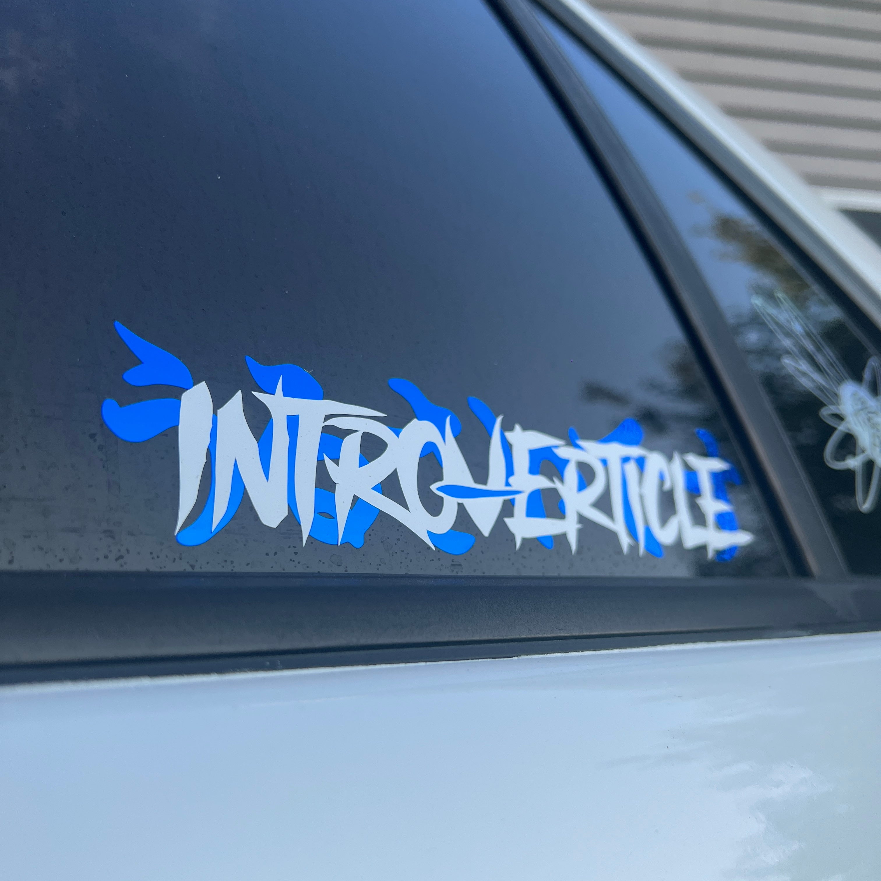 Small IntroVerticle Logo