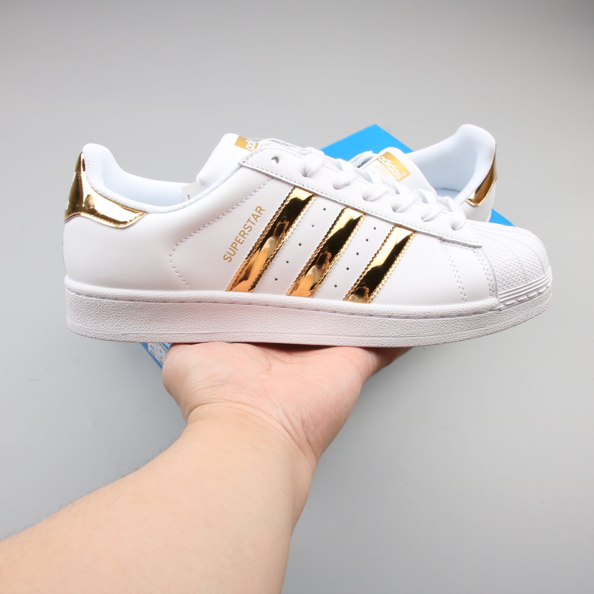 adidas superstar branco e dourado