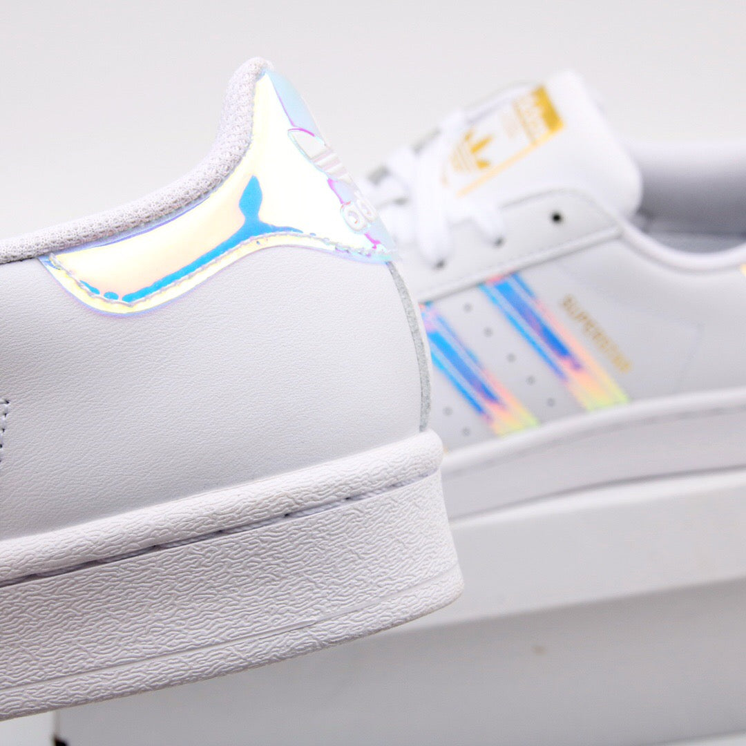 tenis adidas superstar holográfico feminino