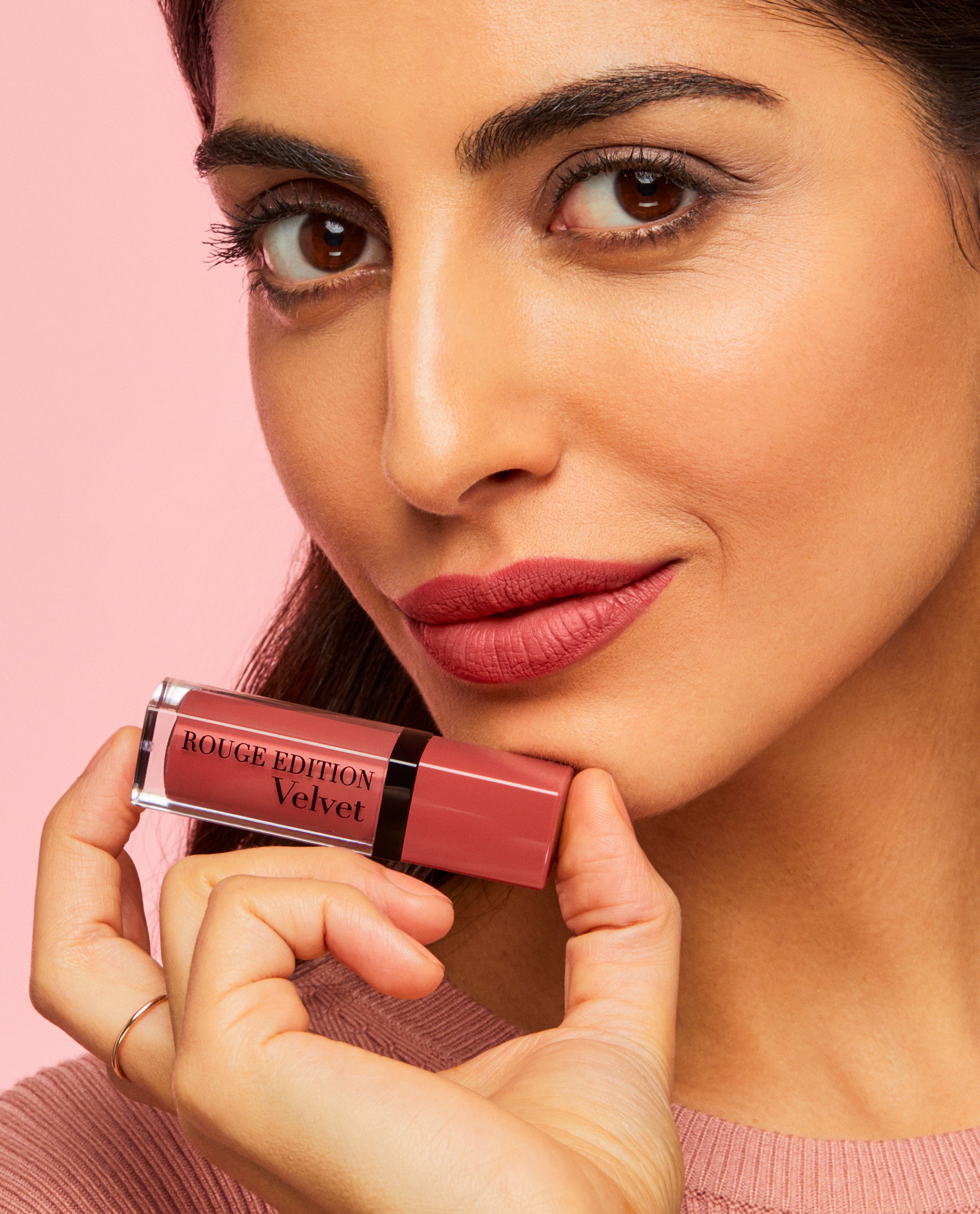 femme rouge edition velvet bourjois 